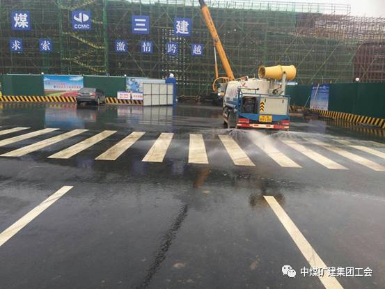 市政工程公司合肥項目部多措并舉狠抓揚塵控制